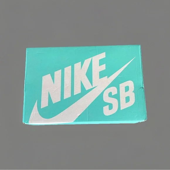 Size 10 - Nike SB Dunk High TRD QS Richard Mulder White Blue 881758-141 Men’s
